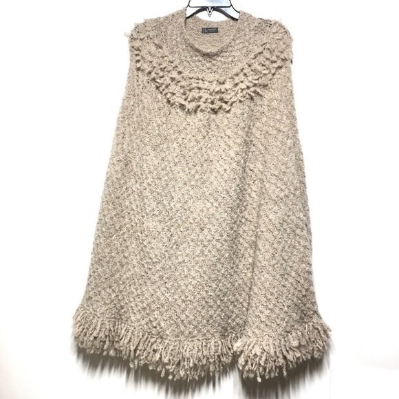 Shupaca Baby Alpaca Poncho Caraveli Tan NWT - Picture 3 of 11